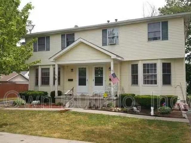 Condo for rent in Lockport