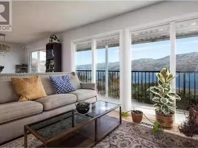 House for sale in Peachland, British Columbia