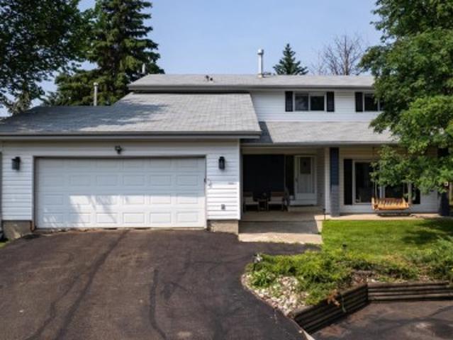 House for sale in Alberta