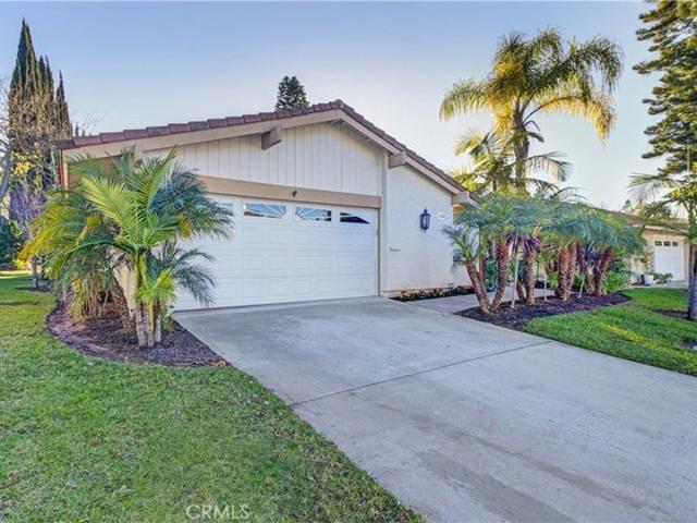 Condo for sale in Laguna Woods, California