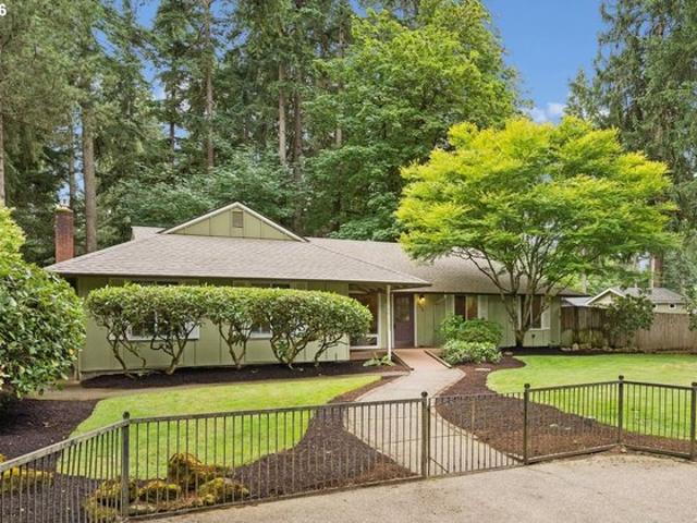 House for sale in Oregonia