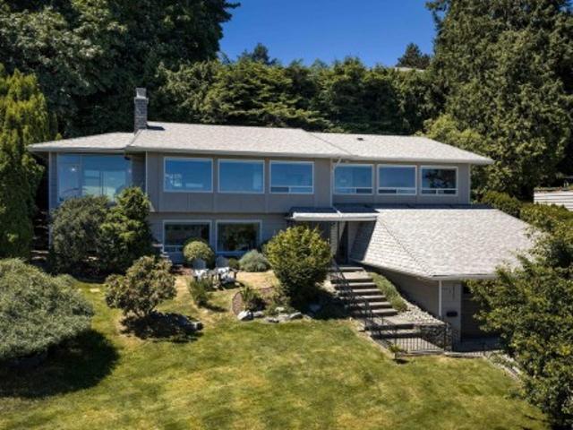 House for sale in Saanich, British Columbia