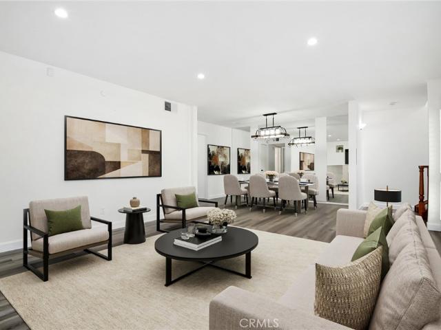 Townhouse for rent in Canoga Park, California