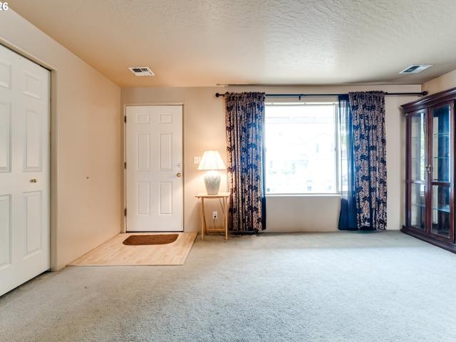 House for sale in Eugene, Lane County