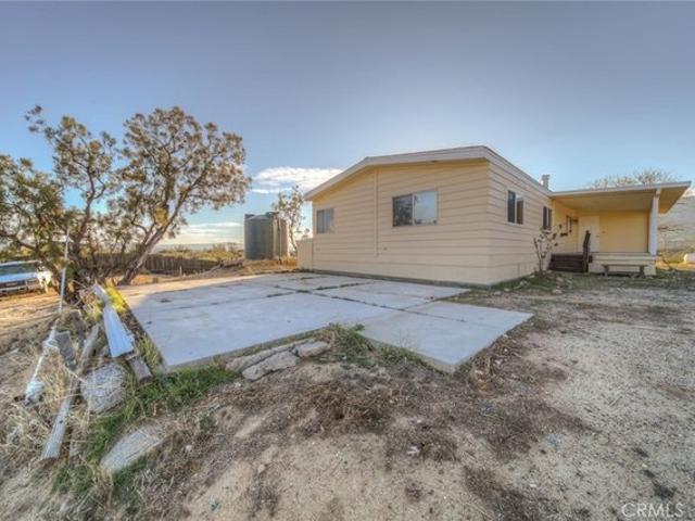 House for sale in Anza, California