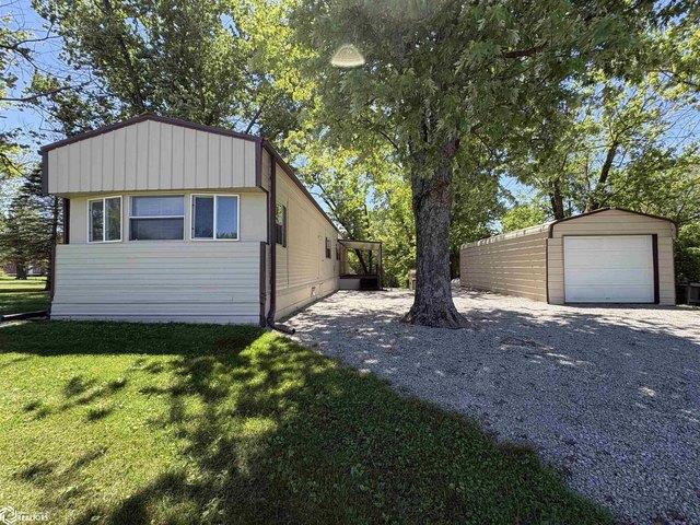 House for sale in Melrose, Iowa