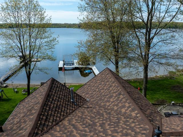House for sale in Hamburg, Michigan