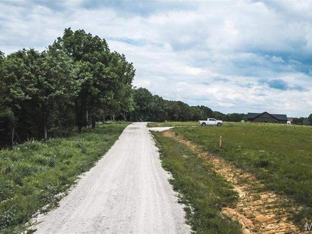 Land for sale in De Soto, Missouri