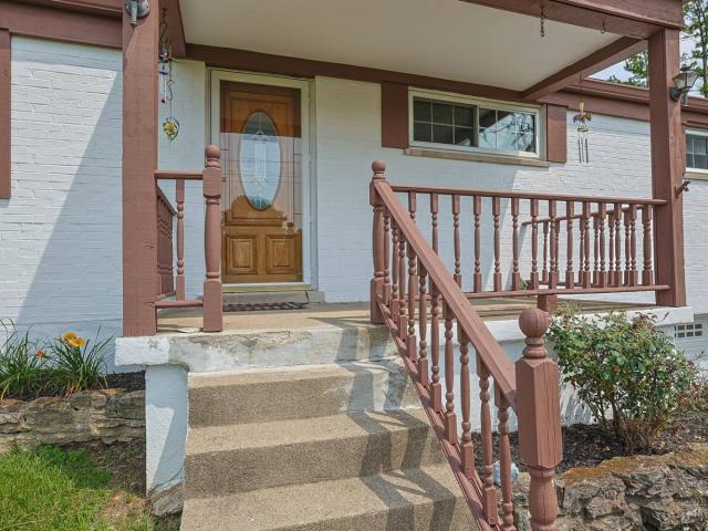 House for sale in Roselawn, Ohio