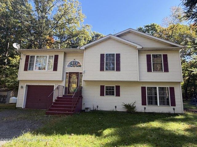 House for sale in Pocono Summit, Tobyhanna Township