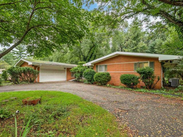 House for sale in Notre Dame, Indiana