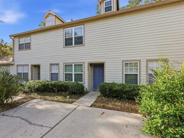 Townhouse for sale in Gainesville, Florida