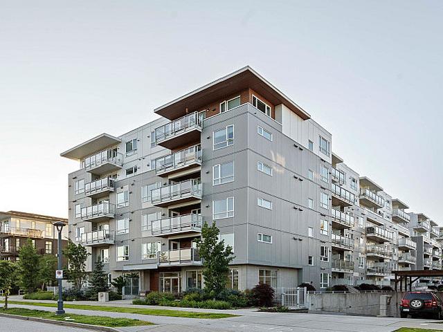 Condo for sale in Surrey, British Columbia