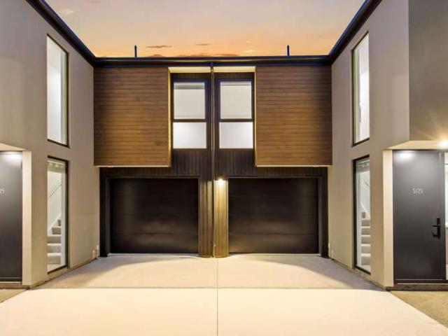 Townhouse for sale in Heathcote, Canterbury