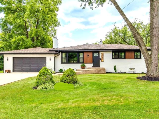 House for sale in Downers Grove, Illinois
