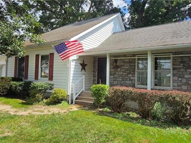 House for sale in Somerset, Somerset County