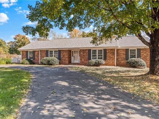 House for sale in Middlebrook, Clemmons