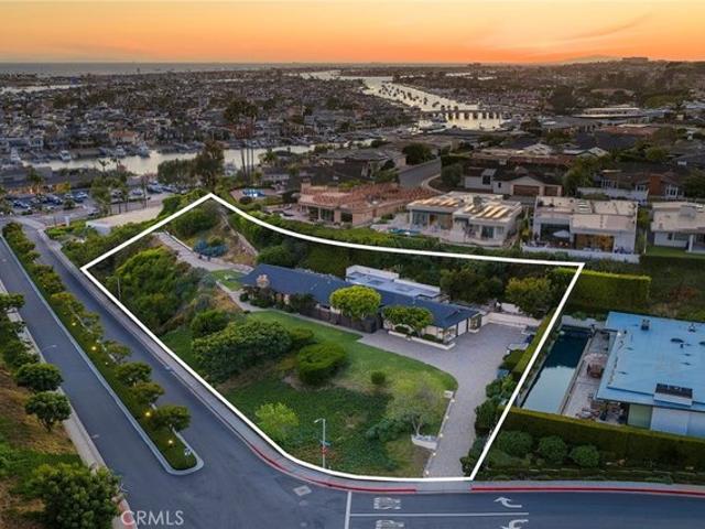 House for sale in Corona del Mar, Newport Beach