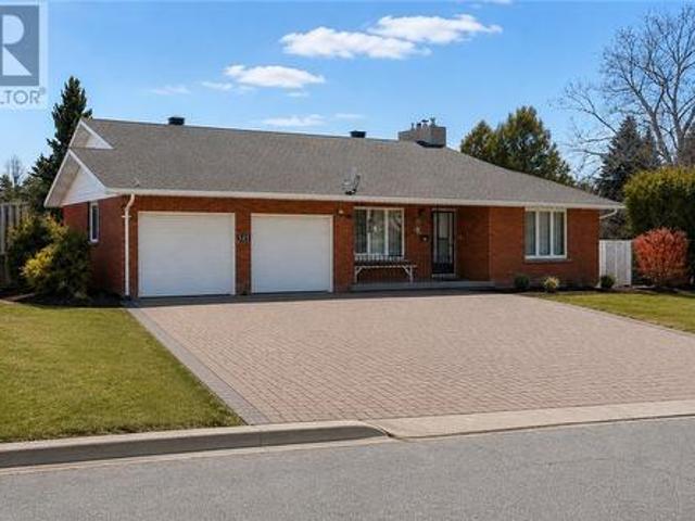 House for sale in Wanup, Ontario