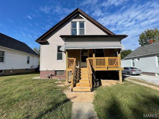 House for sale in Edwardsville, Illinois
