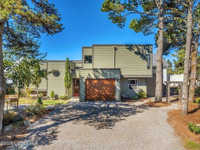 House for sale in Oregonia