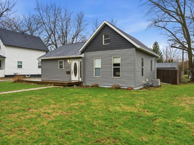 House for sale in Grinnell, Iowa
