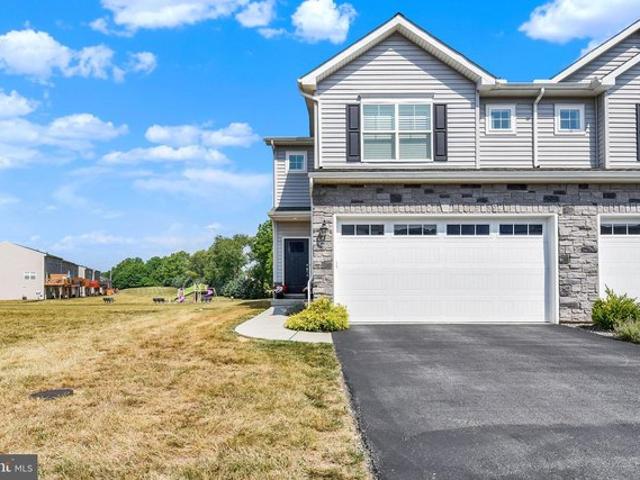 Townhouse for sale in Cumberland, Pennsylvania