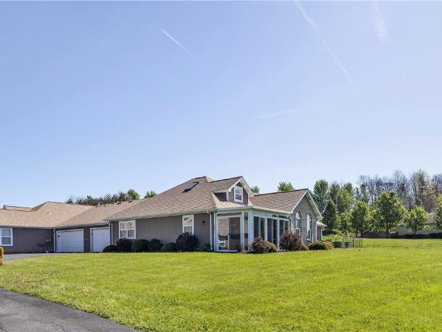 Condo for sale in Slippery Rock, Pennsylvania
