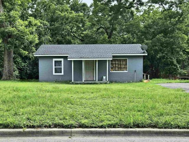 House for sale in Pelham, Georgia