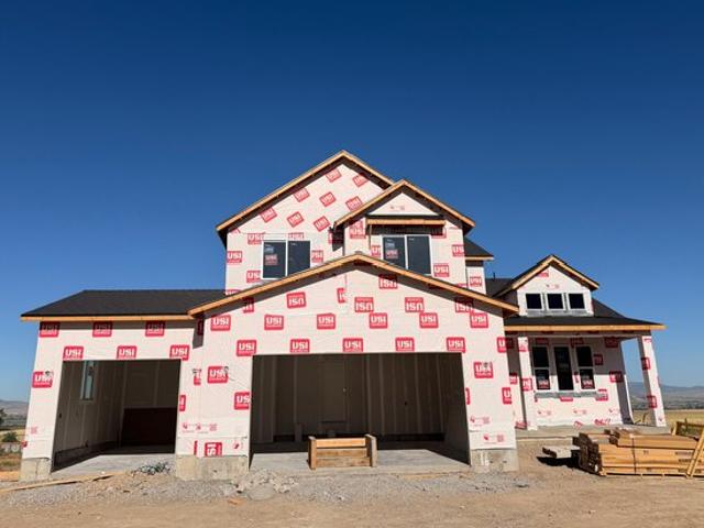 House for sale in Cache, Utah