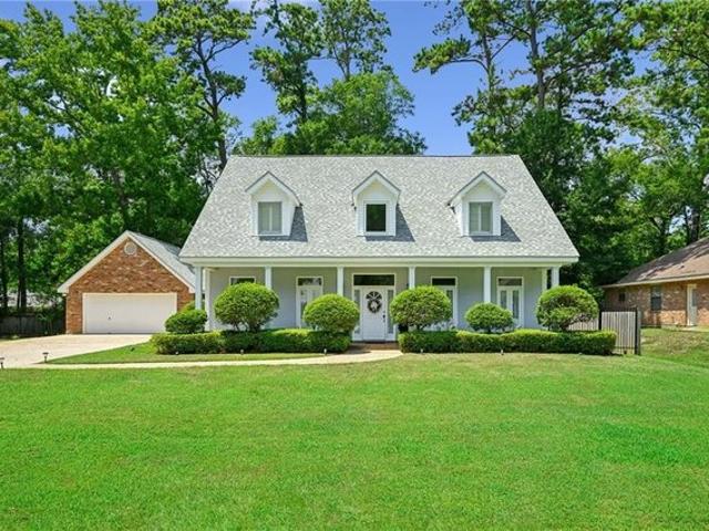 House for sale in Mandeville, Louisiana