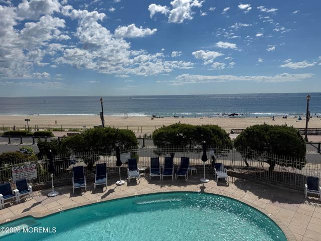 Condo for sale in Monmouth, New Jersey