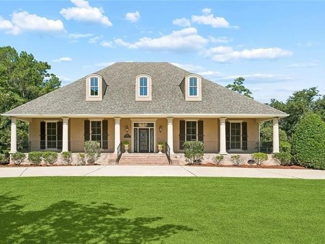 House for sale in Madisonville, Louisiana