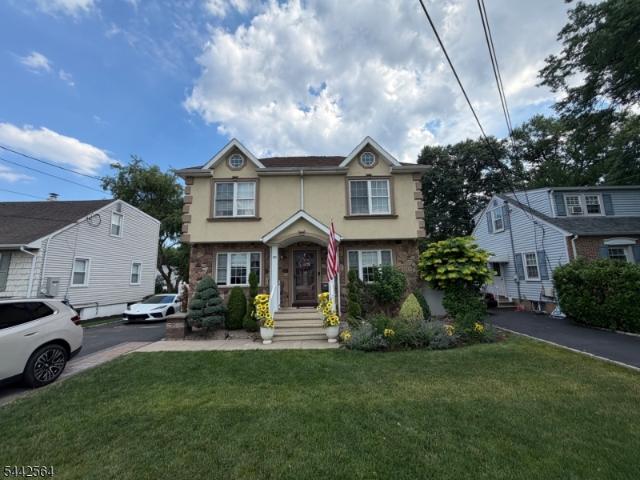 House for sale in Kenilworth, New Jersey