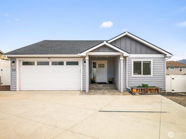 House for sale in East Wenatchee, Douglas County