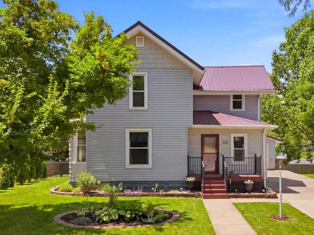House for sale in Washington, Iowa