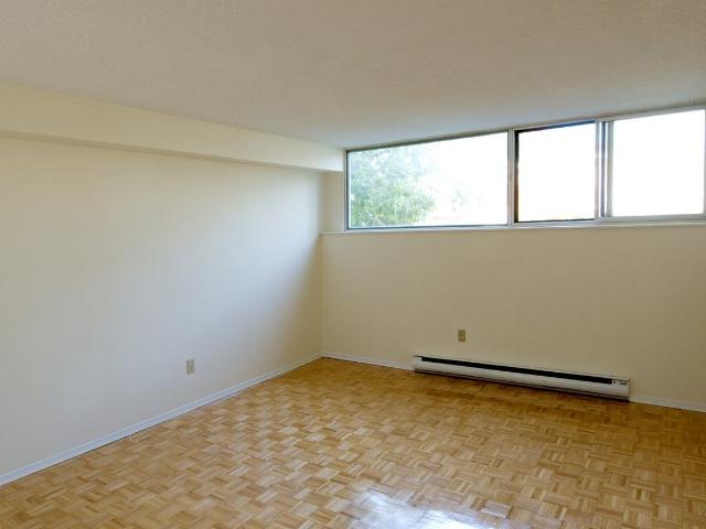 Apartment for rent in Durham, Ontario