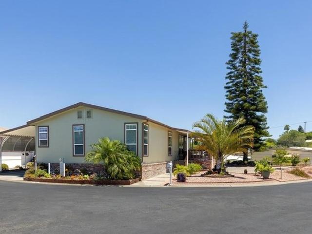House for sale in Escondido, San Diego County