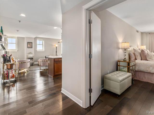 Condo for sale in Detroit, Michigan