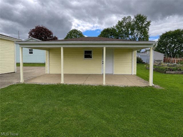 House for sale in Struthers, Ohio
