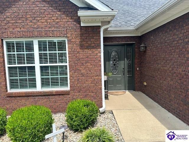 House for sale in Cecilia, Kentucky
