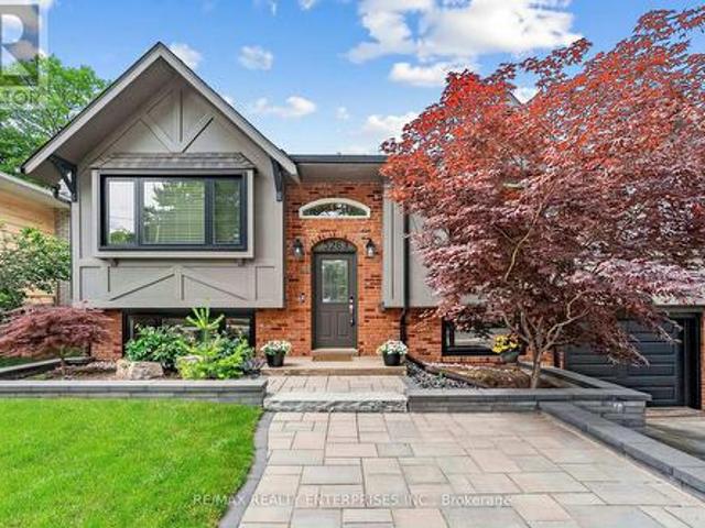 House for sale in Burlington, Ontario