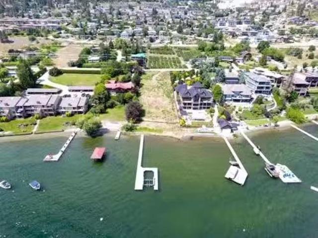 House for sale in Peachland, British Columbia