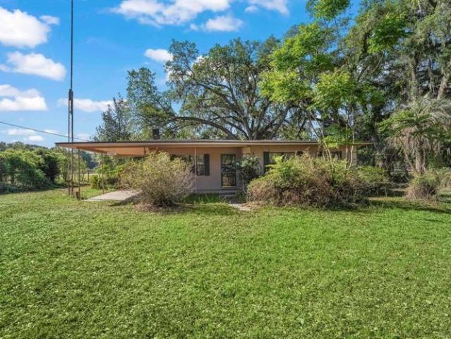 House for sale in Bushnell, Florida