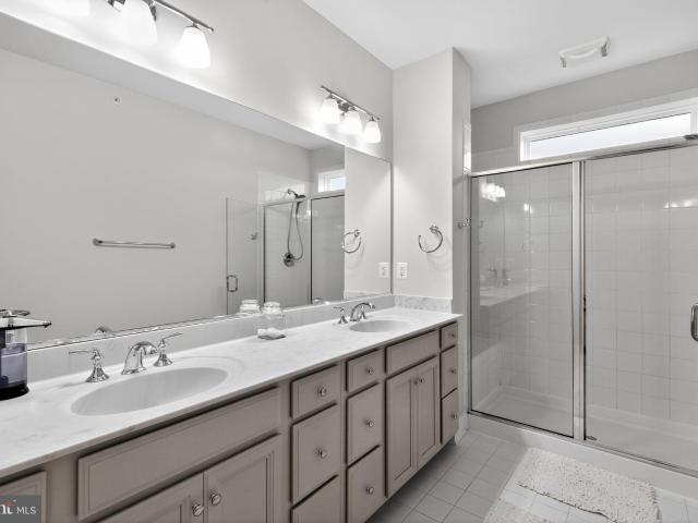 Condo for sale in Virginia