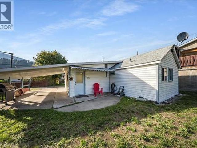 House for sale in Castlegar, Regional District of Central Kootenay