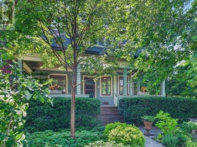 House for sale in Burlington, Ontario