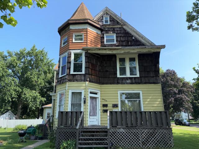 House for sale in Gibson City, Ford County