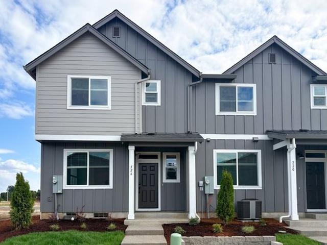 Townhouse for sale in Oregonia