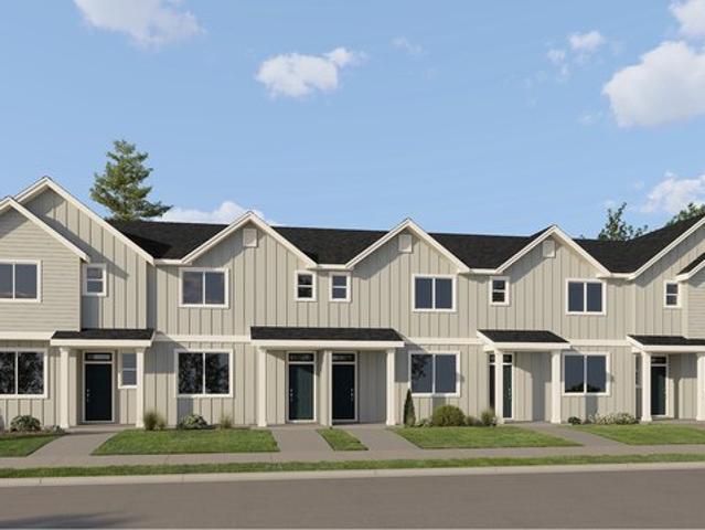 Townhouse for sale in Oregonia
